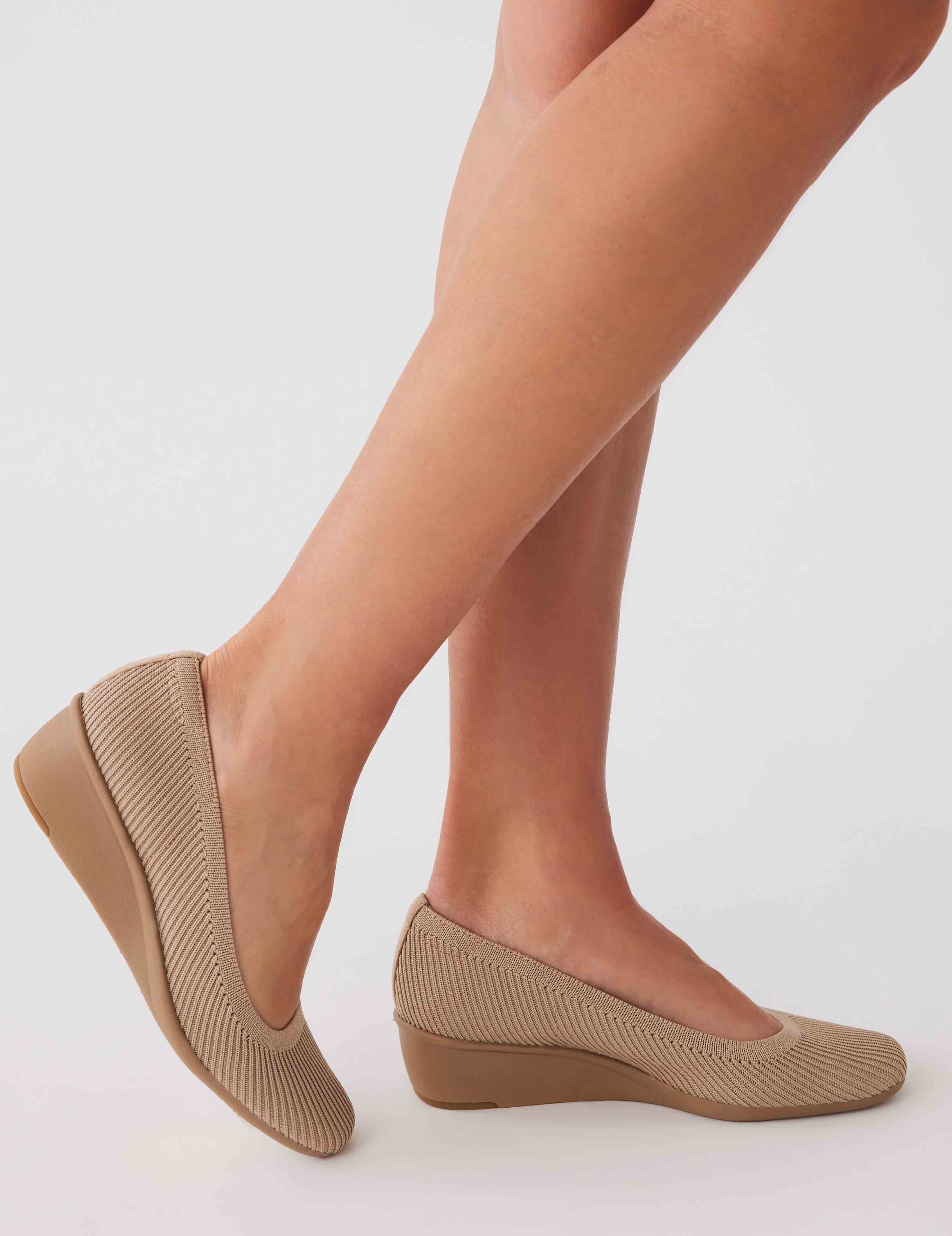 Wisher Wedge - Anne Klein Tan Knit