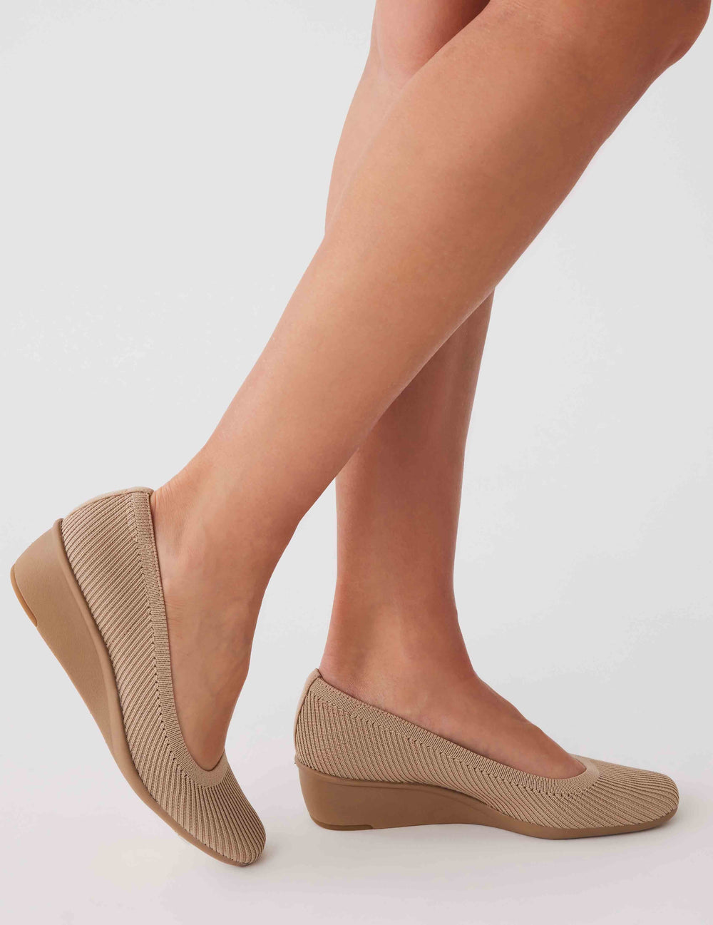 Wisher Wedge - Anne Klein Tan Knit