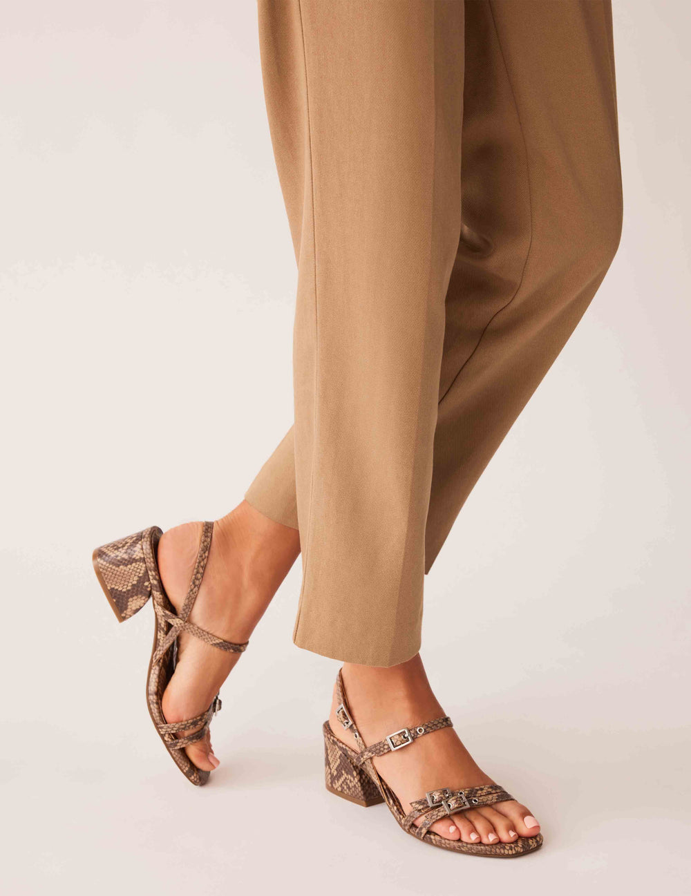 MACKENIZE - Anne Klein SNAKE TAUPE