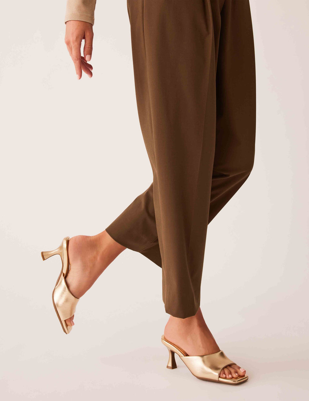 Jerilyn Gold Heeled Mule Sandal - Anne Klein LIGHT GOLD