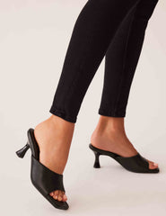 JERILYN - Anne Klein BLACK SMOOTH