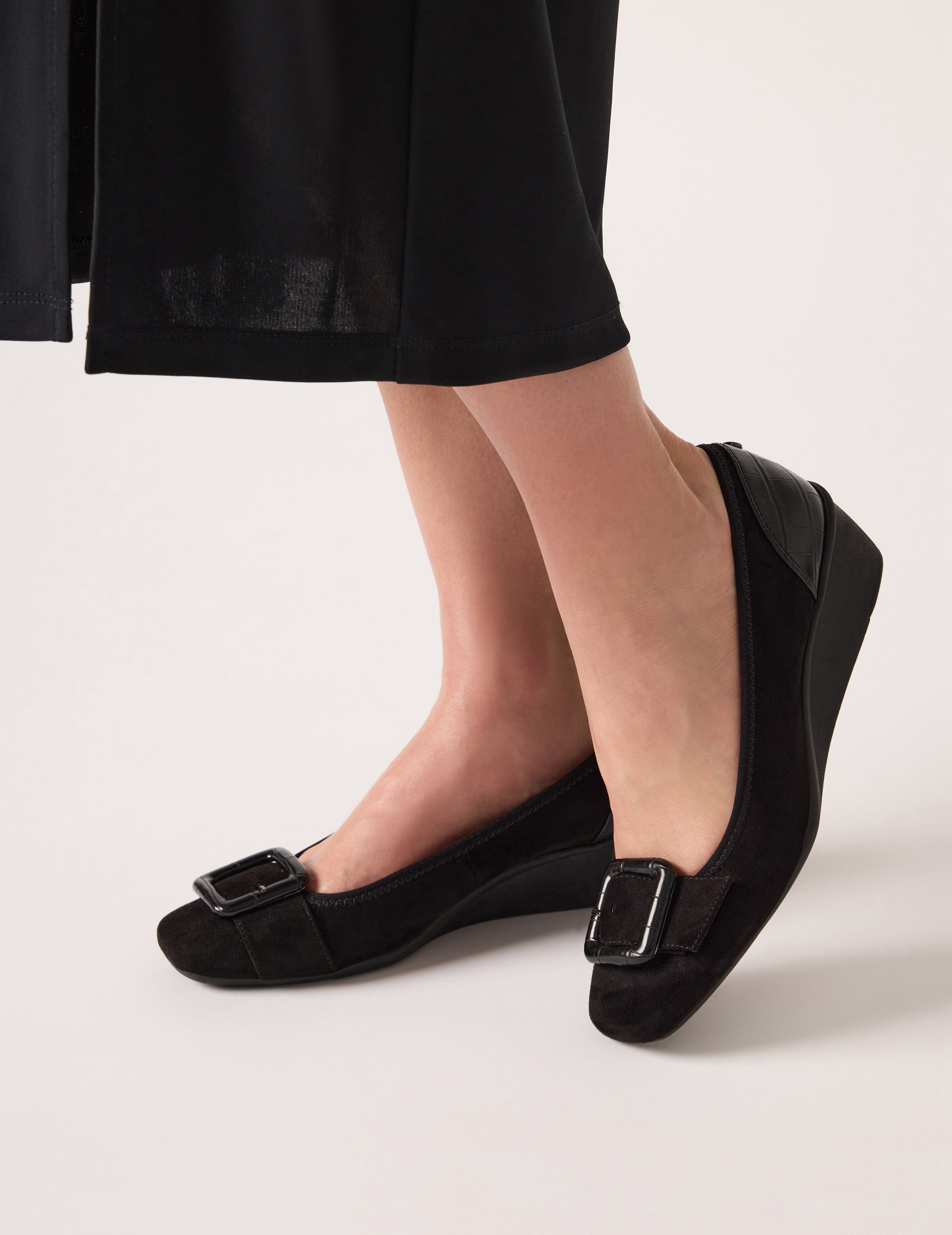 Wyatt - Anne Klein Black