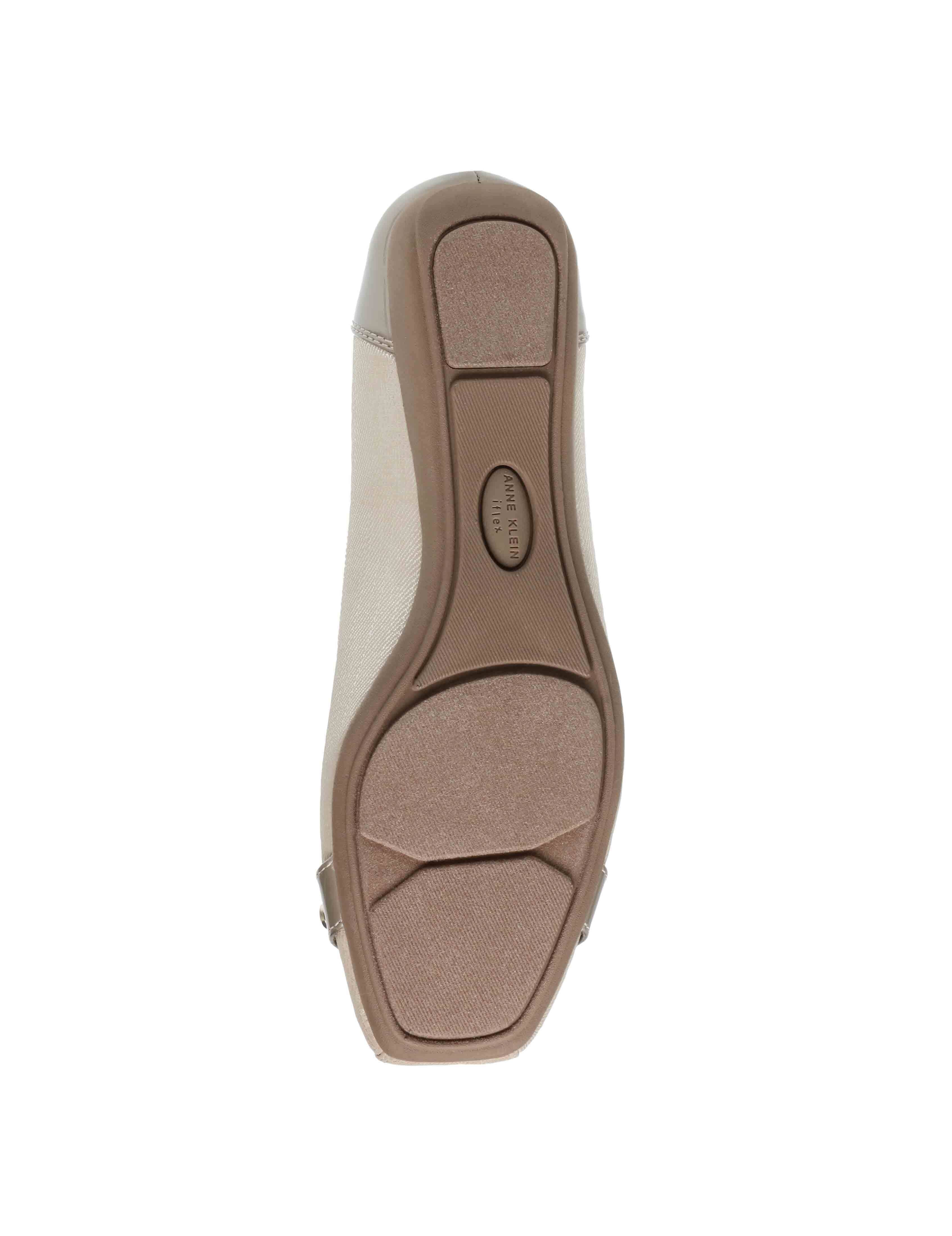 Umeko Flat-Wide - Anne Klein METALLIC